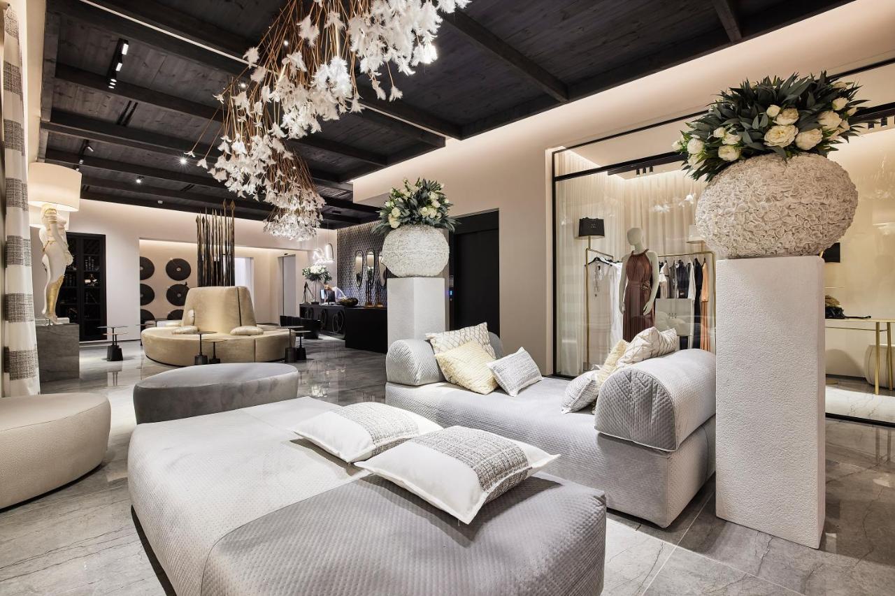 Amazon Mykonos & Hotel