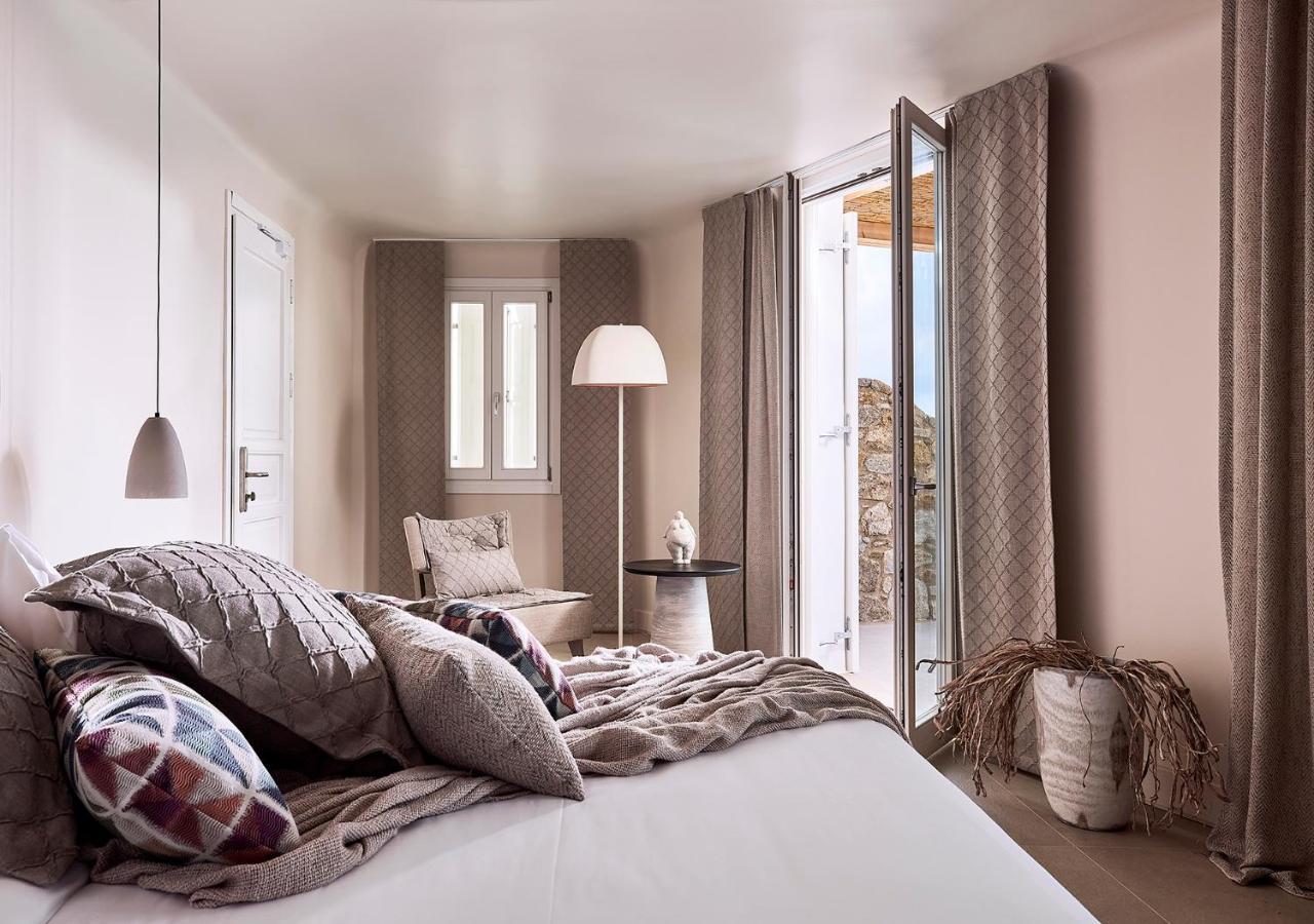 Amazon Mykonos & 5* Agios Ioannis Diakoftis