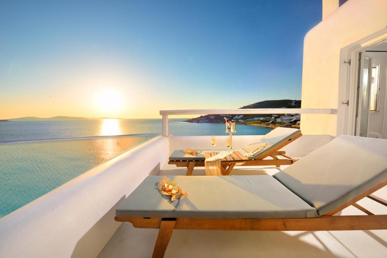 Amazon Mykonos & Hotel