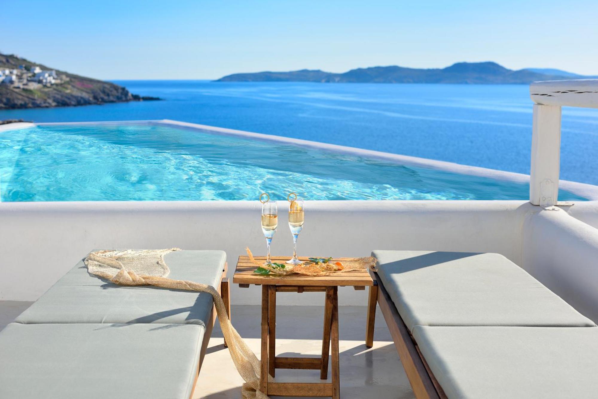 Hotel Amazon Mykonos & Agios Ioannis Diakoftis
